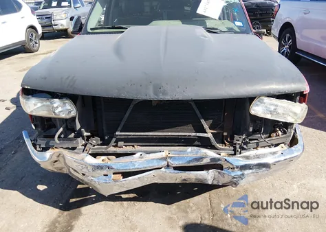 2000 Chevrolet Silverado 1500 from USA, damaged, VIN 1GCEC14W0YZ266496